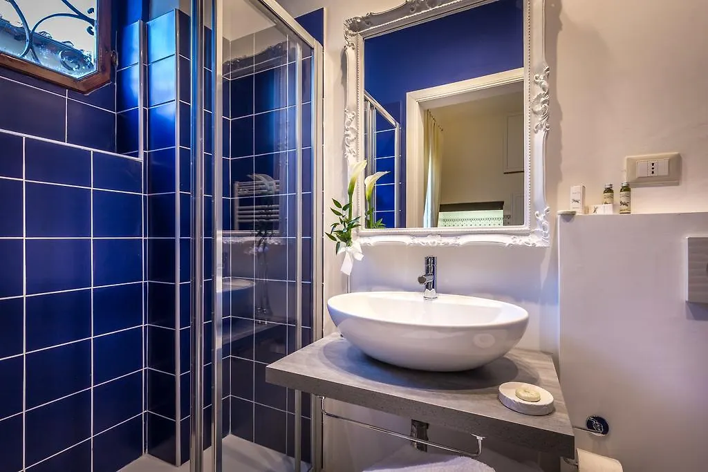 Dimora Bandinelli Bed & Breakfast Florence 2*,